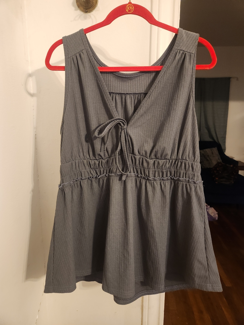 SHEIN Gray Ribbed Tie-Front Sleeveless Tank Top